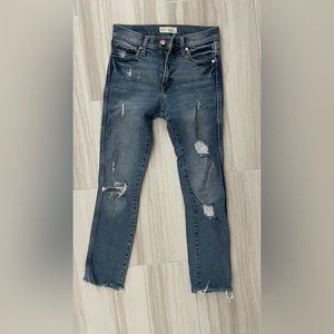 GAP -slim straight jeans